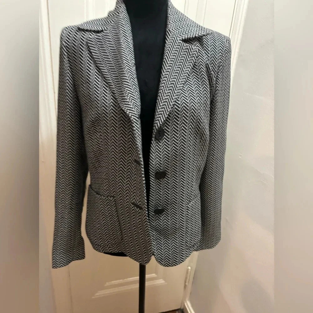KASPER linen and cotton Blazer size 8. Very pretty - Picture 3 of 16